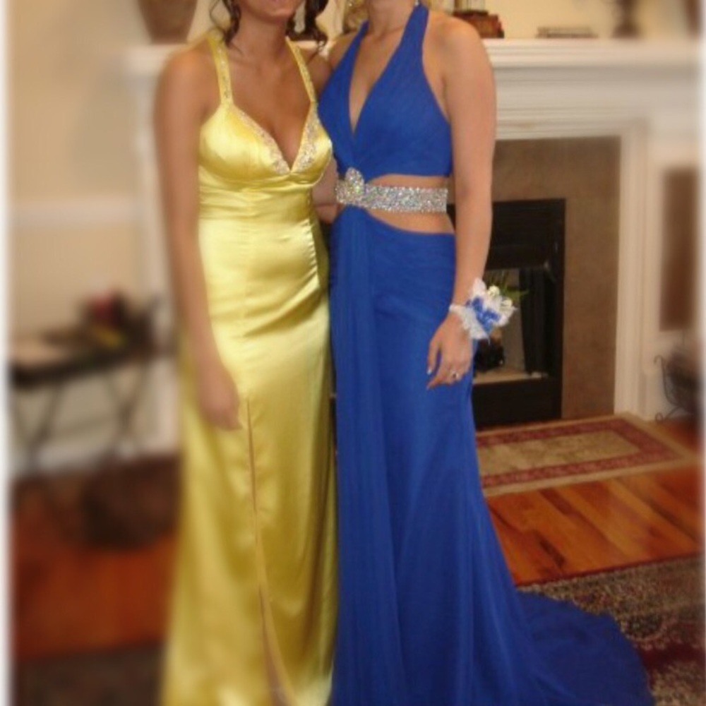 Formal/Prom Dress - Picture 3 of 4